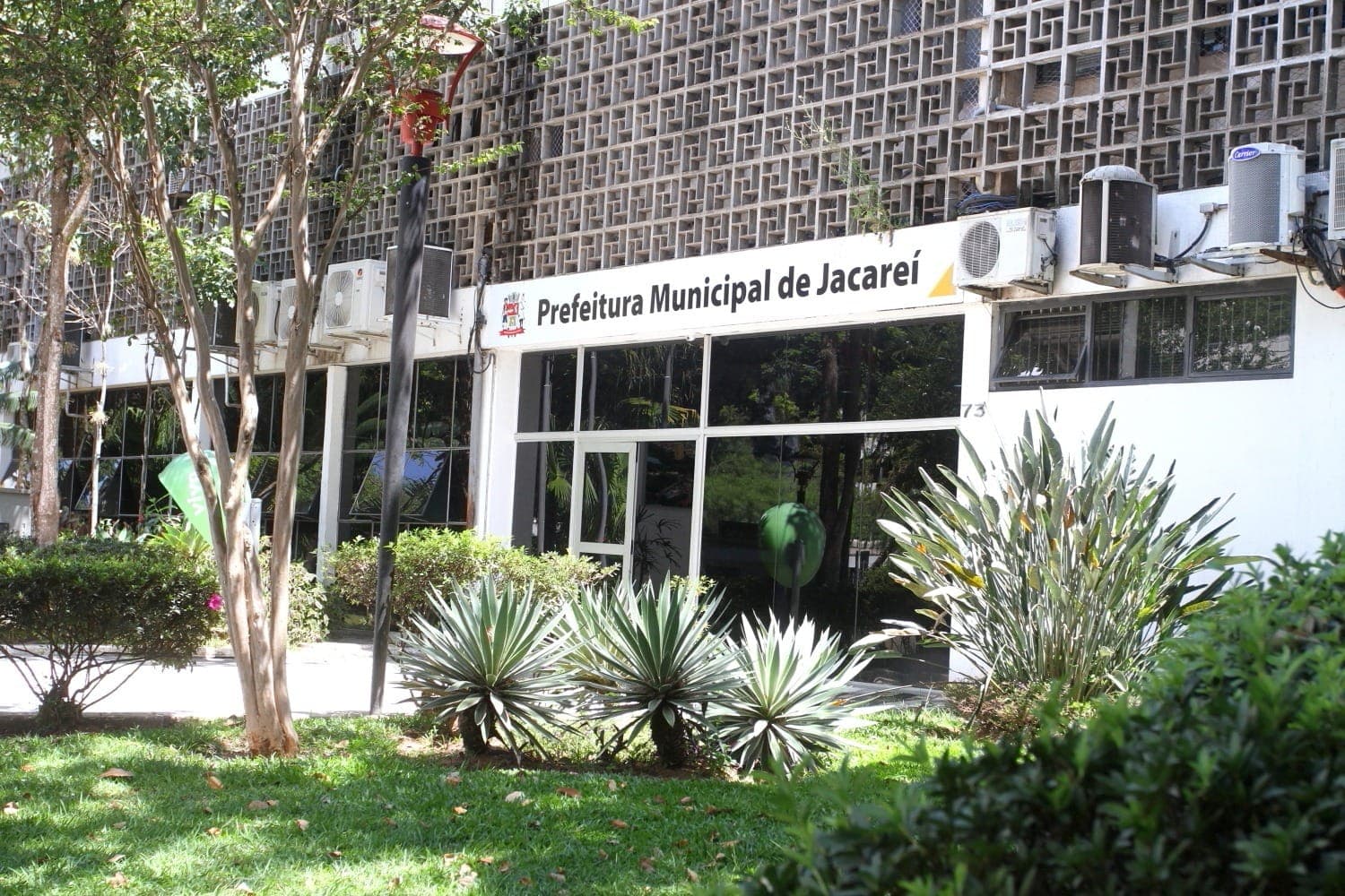 Prefeitura de Jacareí abre concursos públicos em diversas áreas; confira