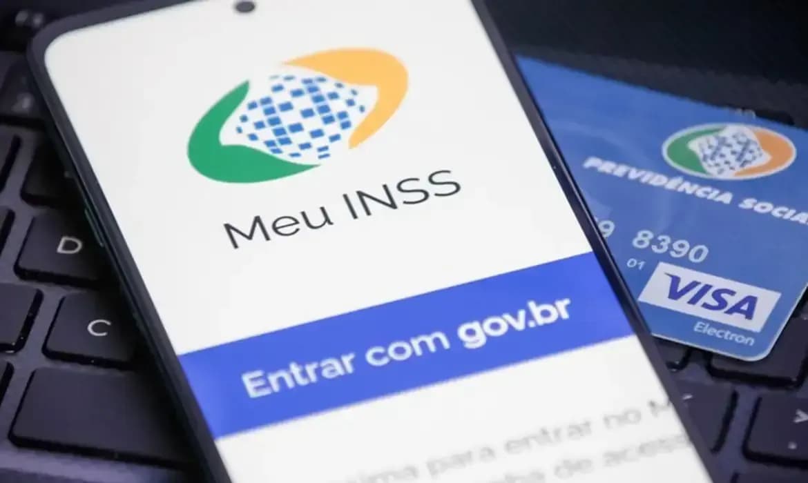 INSS voltou ao ar