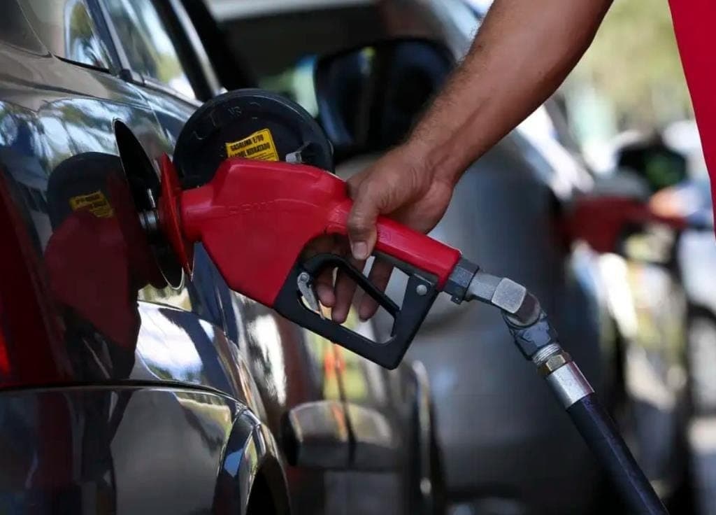 Procon Taubaté divulga pesquisa com variação no preço do combustível