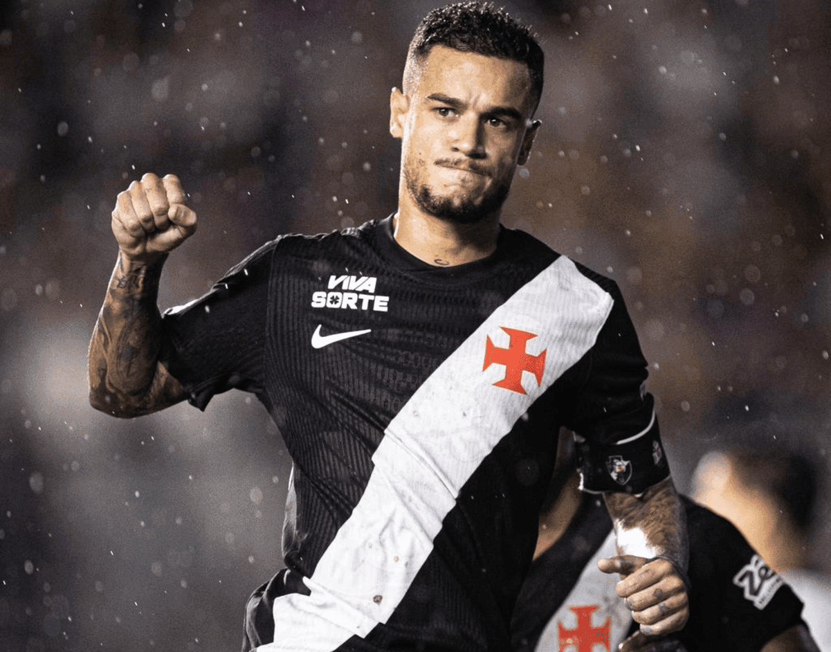 Coutinho comemora gol contra o Botafogo