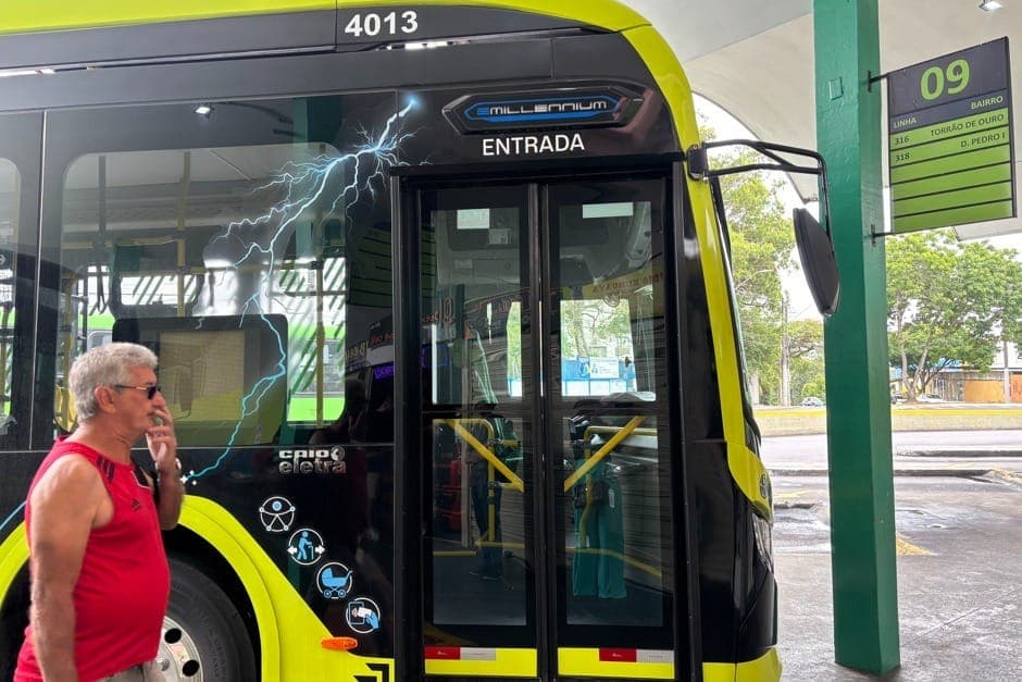 Transporte público tem reforço durante os desfiles de Carnaval em São José