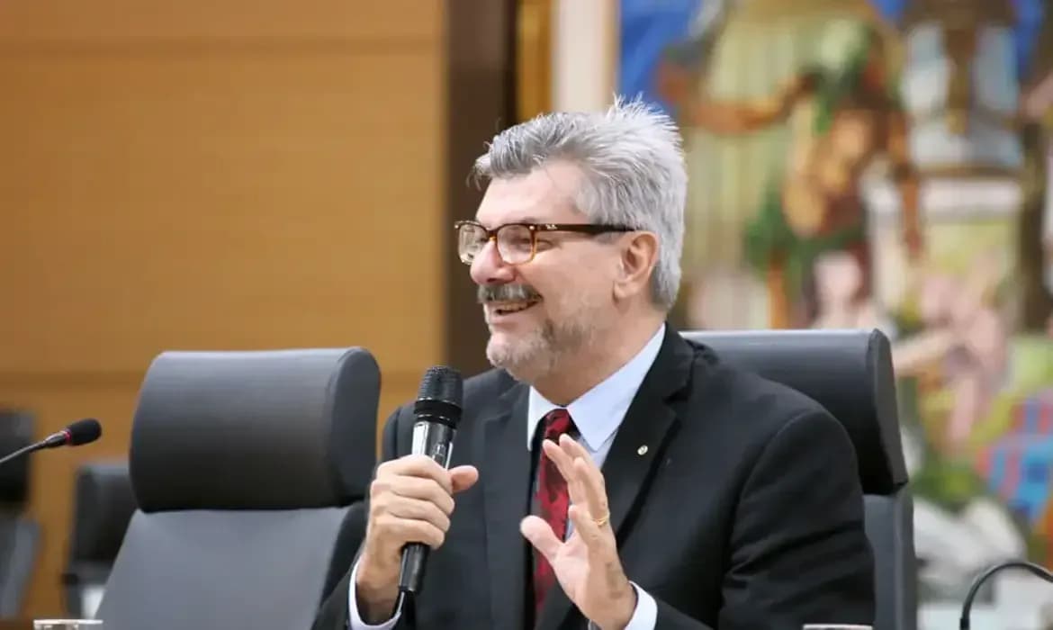 Ministro do STJ Marco Buzzi