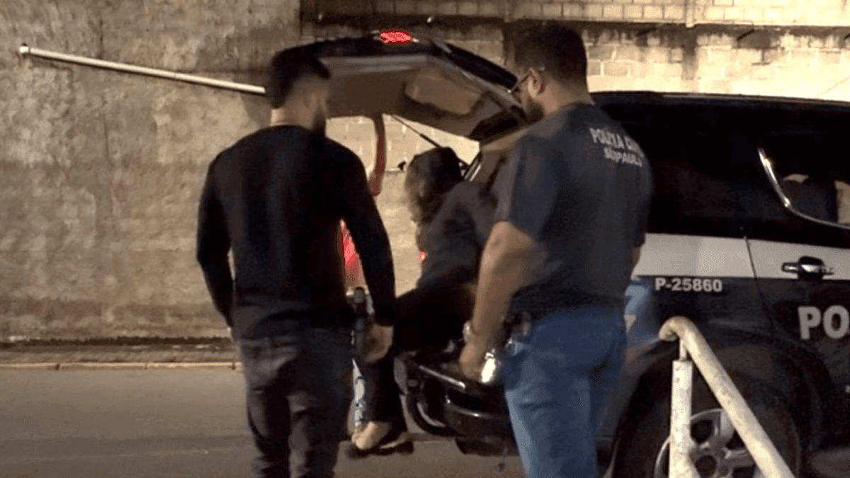 Servidora é presa por furtar verba da prefeitura de Santo Antônio do Pinhal