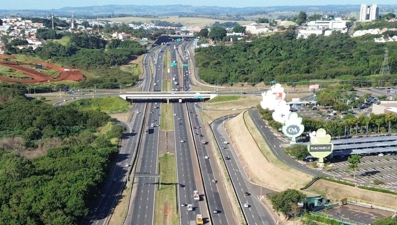 Rodovia Dom Pedro I, em Campinas 