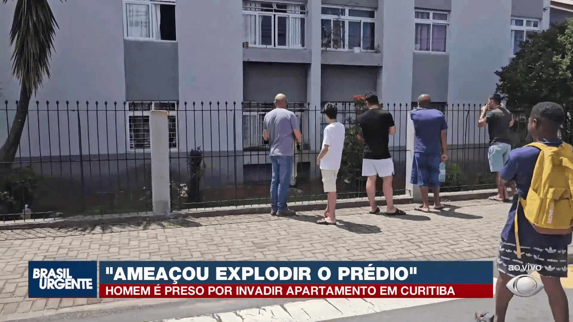Homem ameaça explodir prédio em Curitiba 