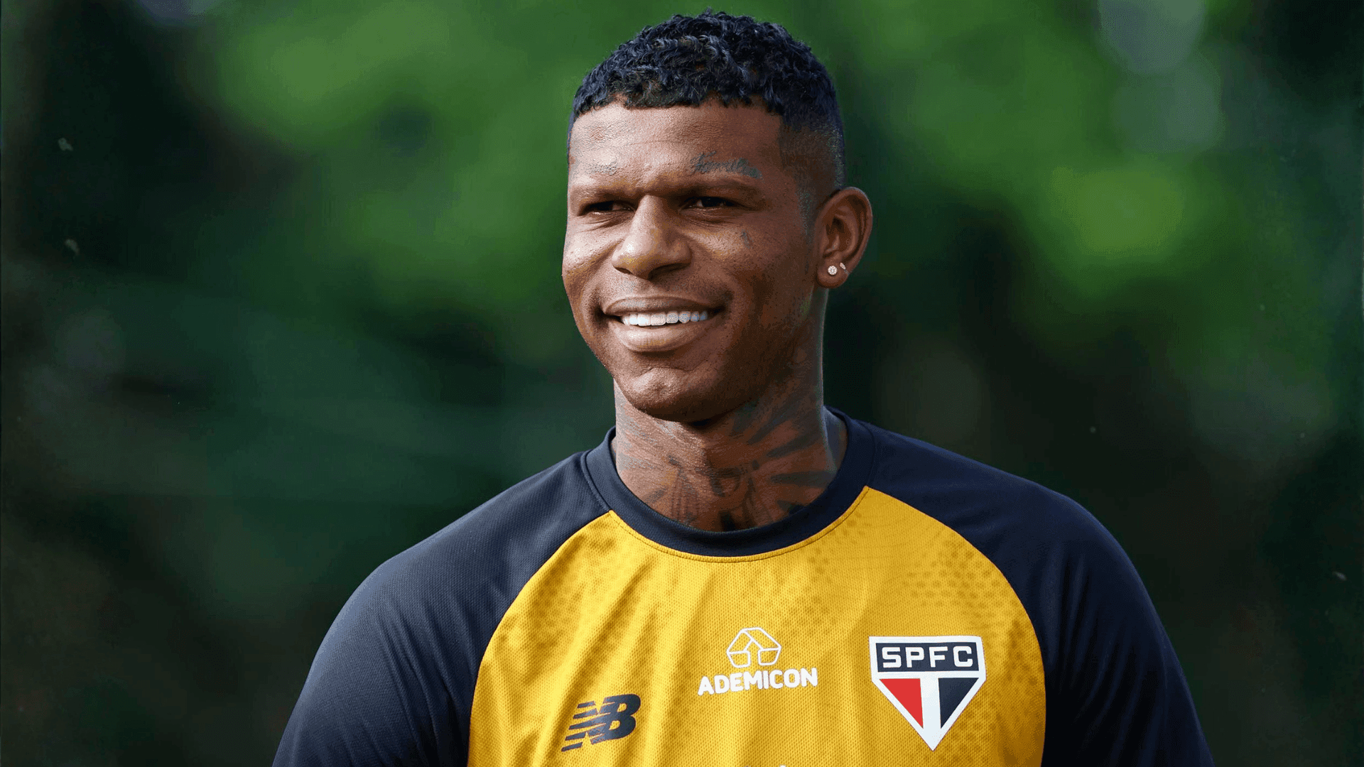 Arboleda, zagueiro do São Paulo