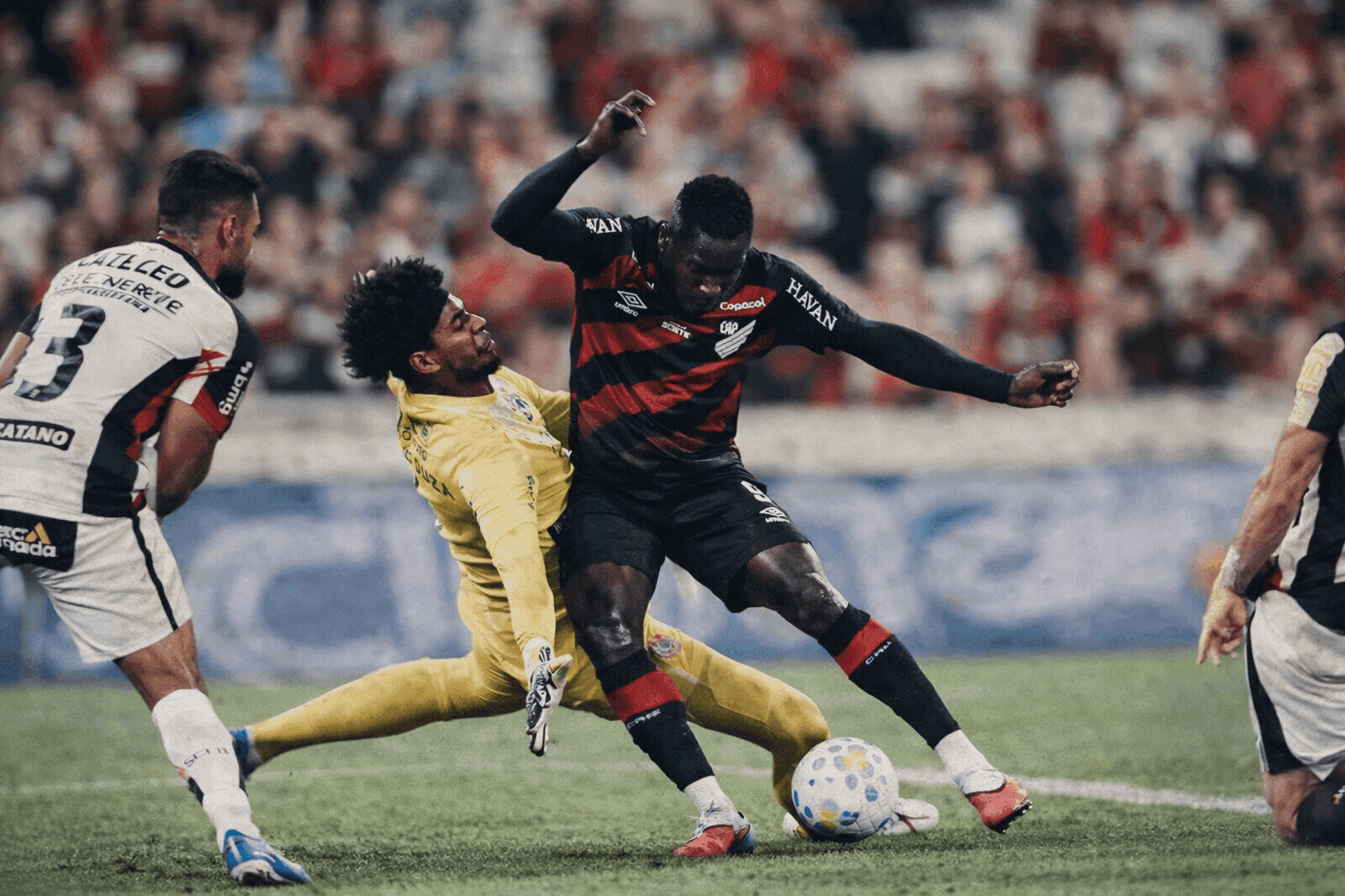 Athletico perde a primeira no Brasileirão 