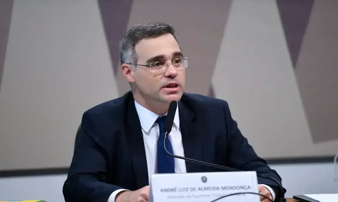 André Mendonça