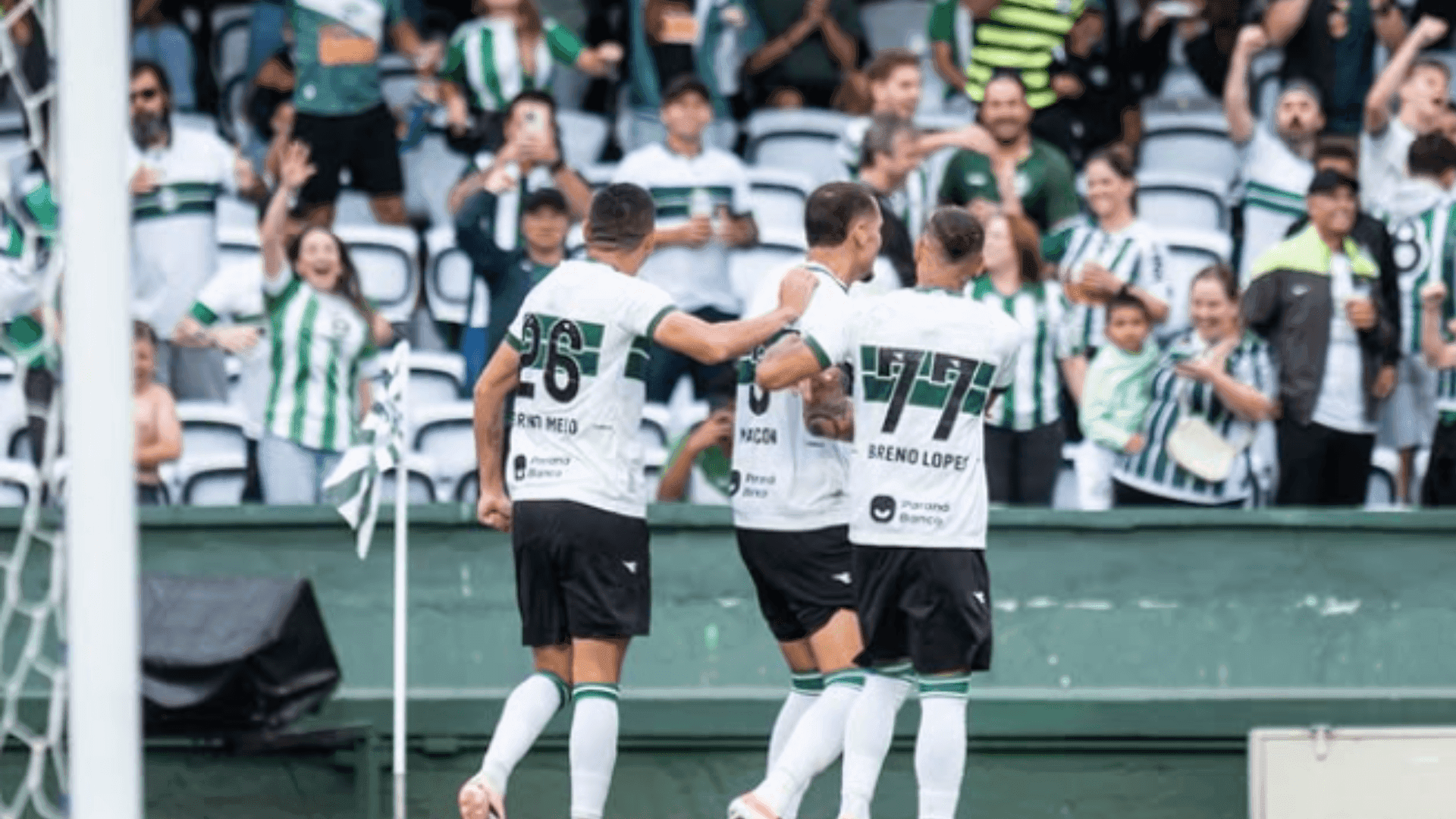 Coritiba elimina do Paranaense no Couto Pereira 