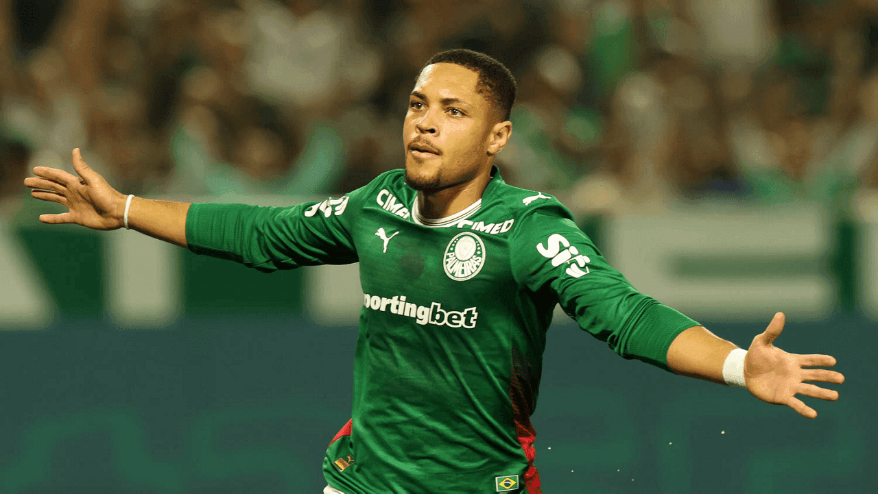 Vitor Roque