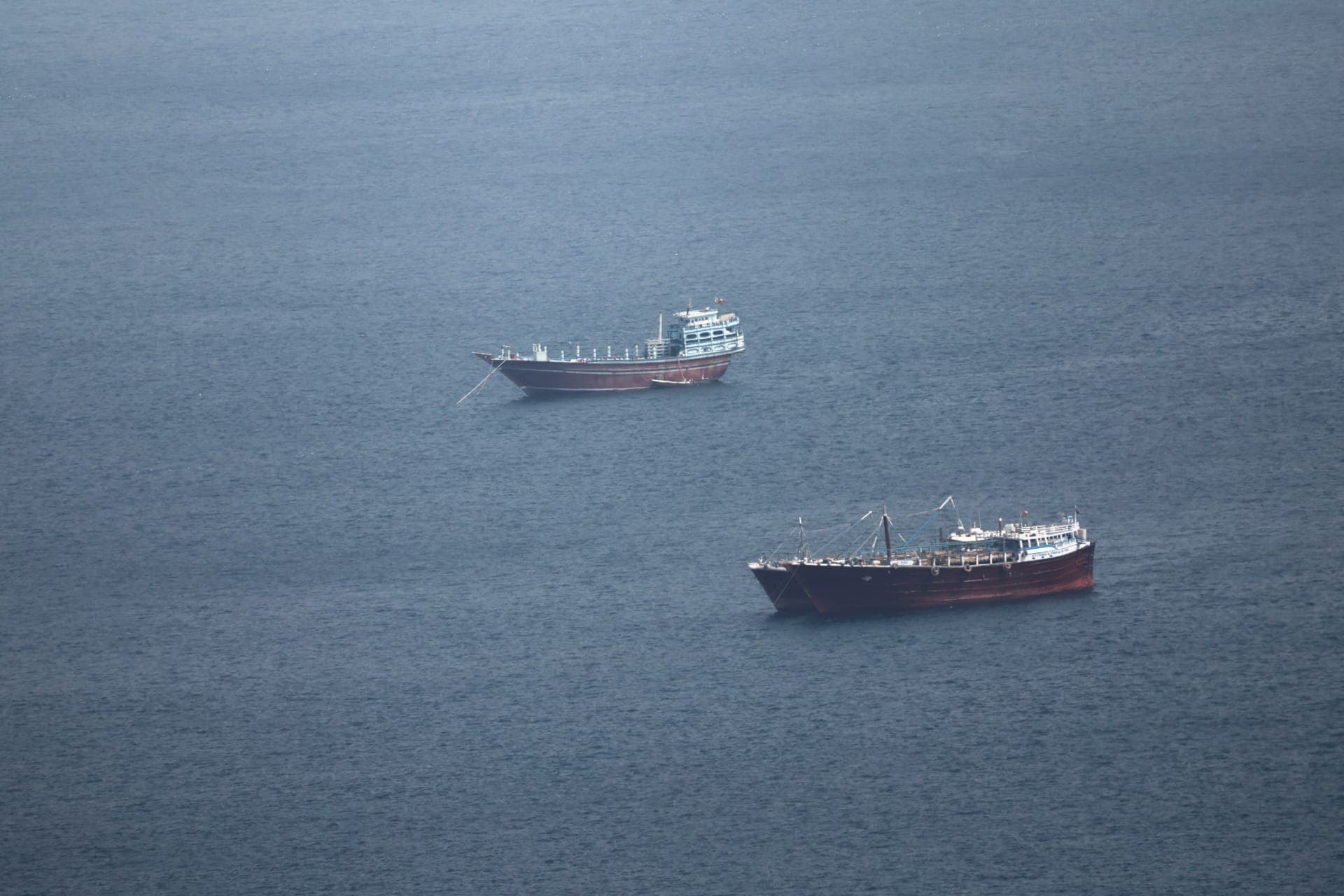 Ministério do Petróleo e Gás Natural indiano diz que ainda há 18 navios parados no estreito