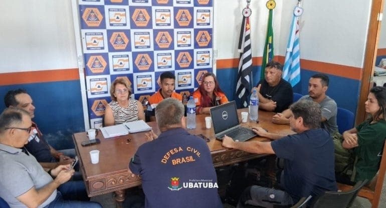 Defesa Civil realiza reunião técnica em Ubatuba após chuvas intensas