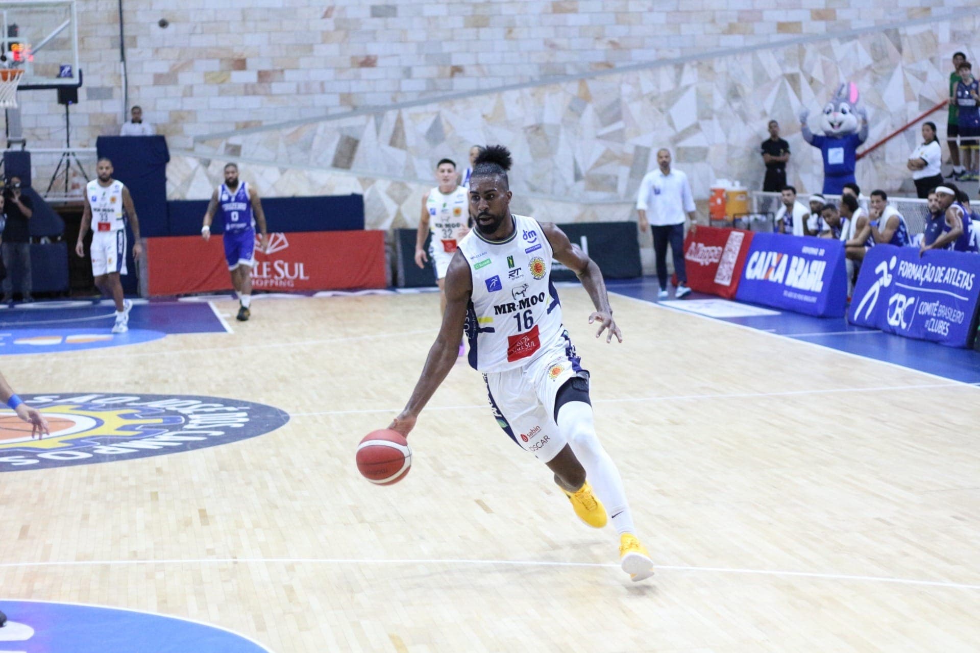 São José Basquete recebe o Osasco pelo NBB 