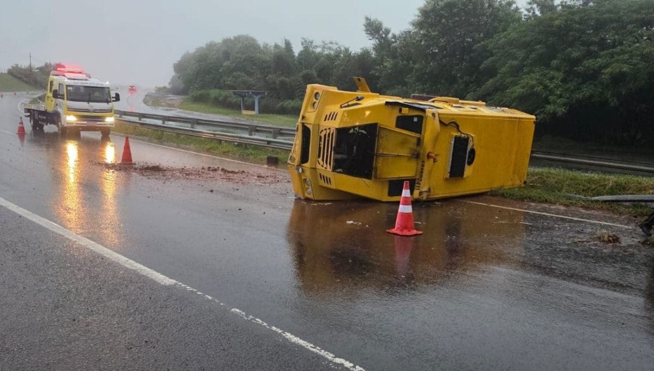 Chovia no no momento do acidente