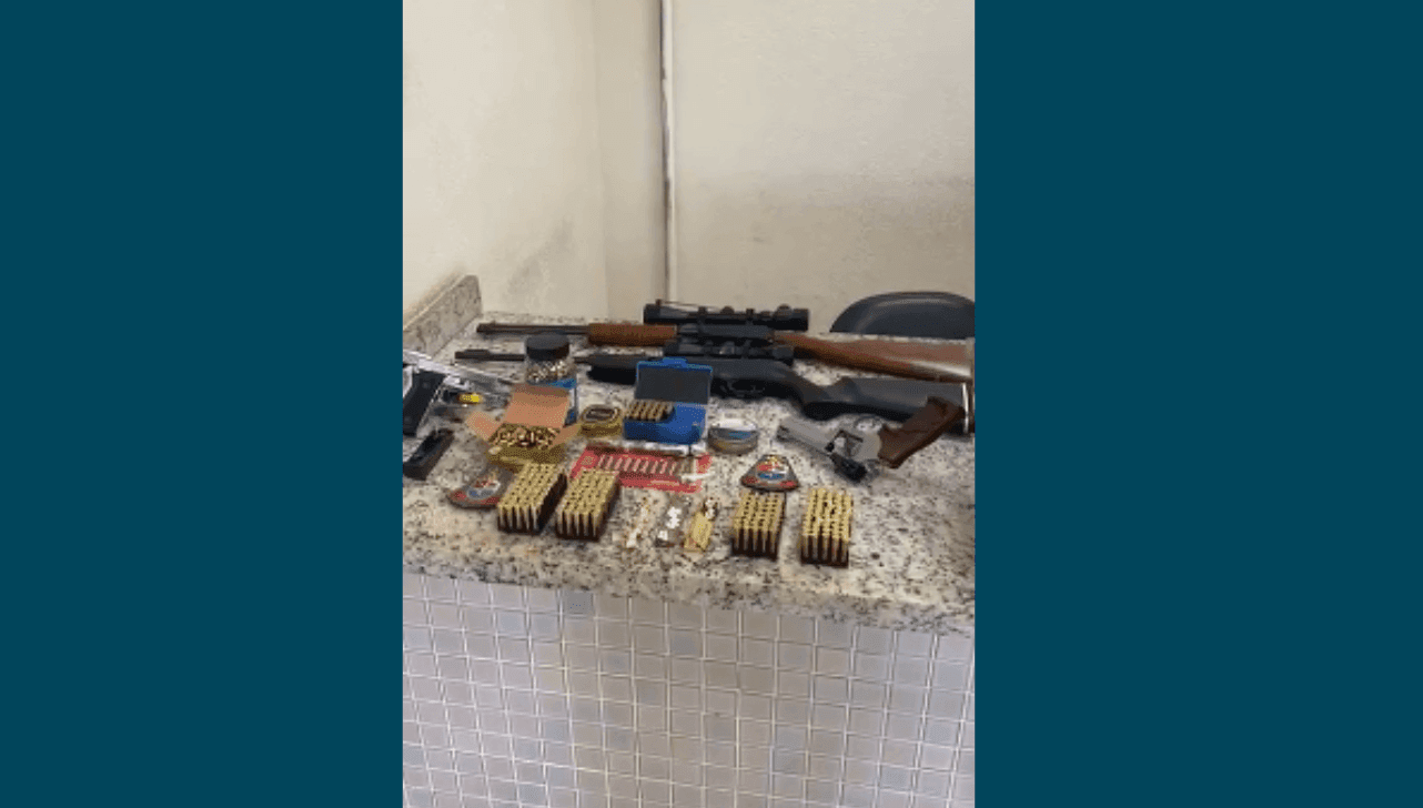 Homem foi preso e materiais apreendidos 