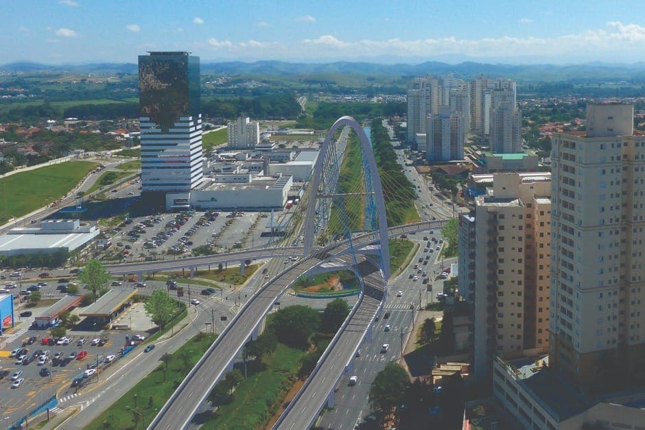 Ponte estaiada em São José dos Campos terá interdição total para manutenção