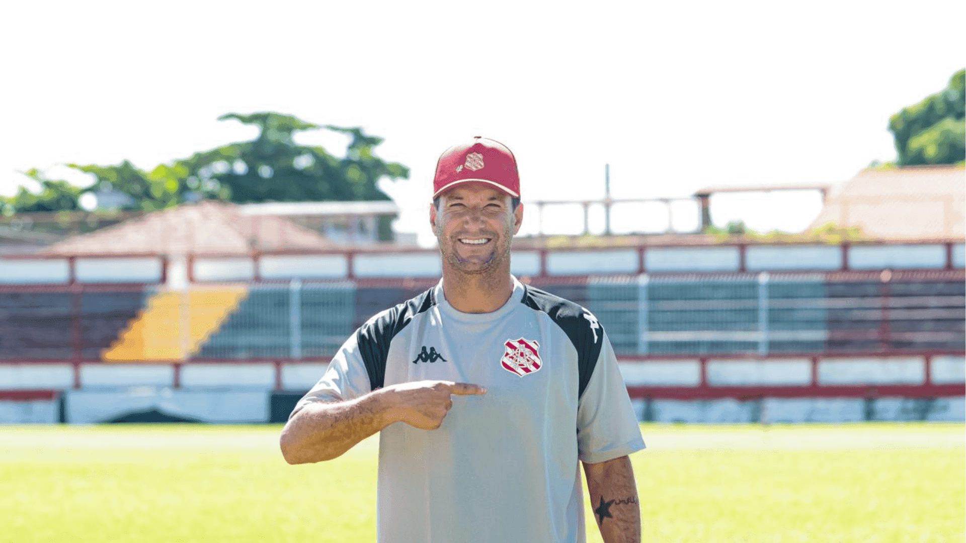Thiago Neves é o novo treinador do Bangu