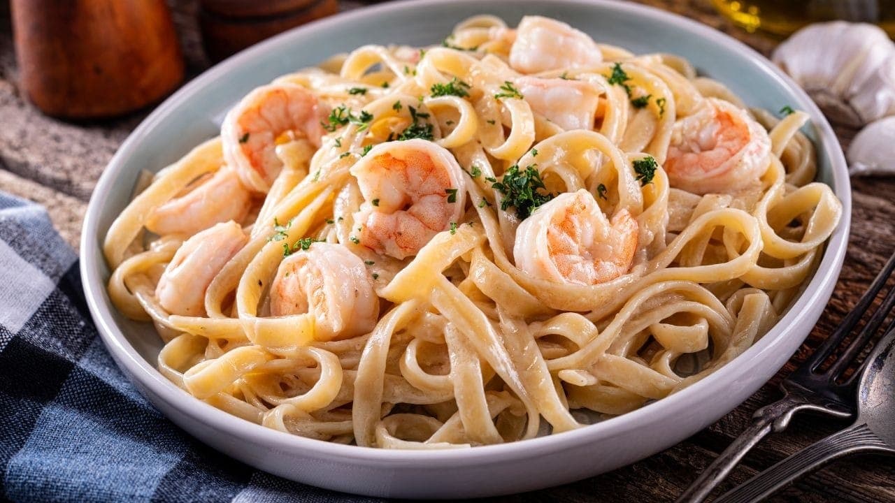 Macarrão com camarão