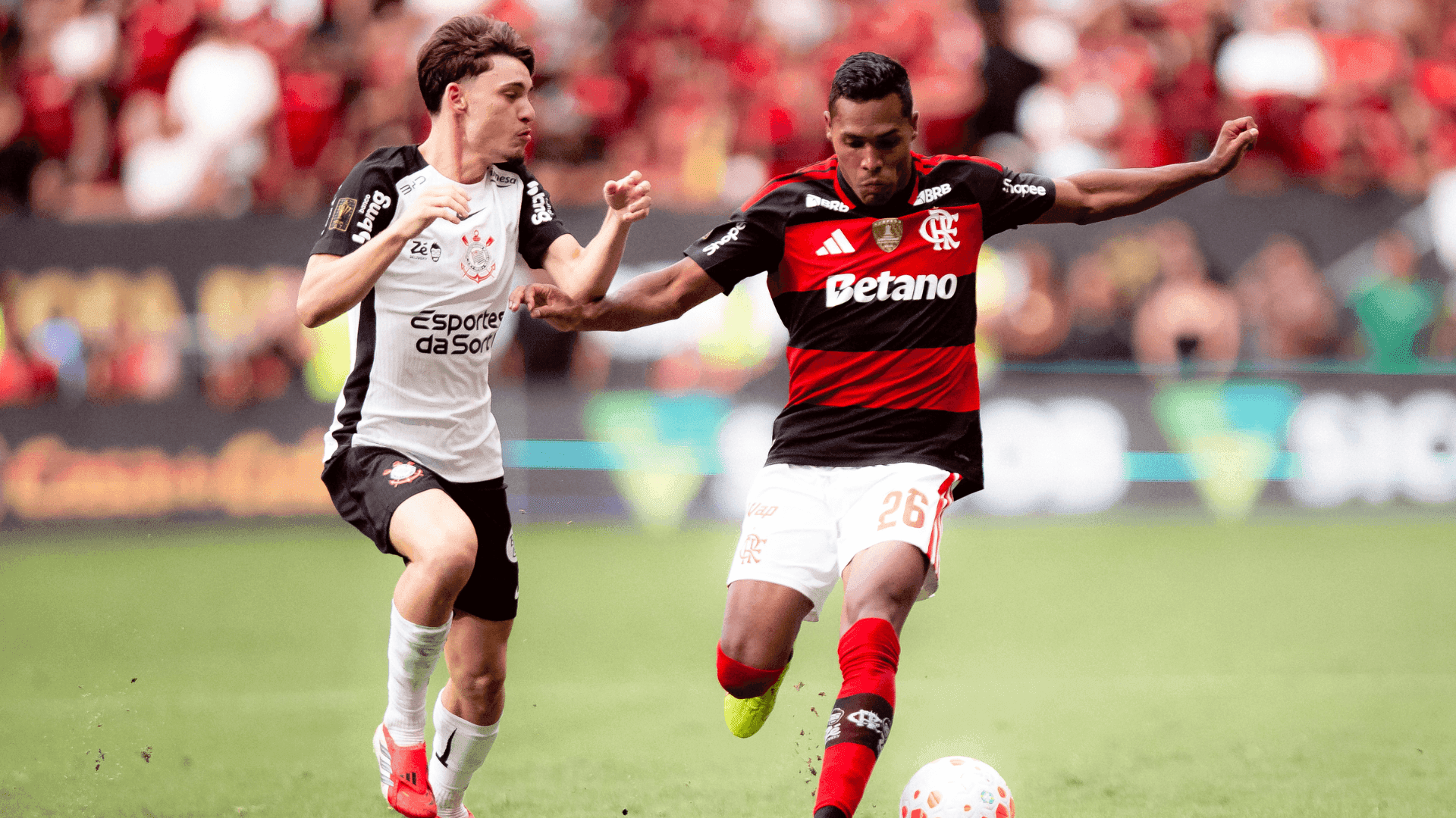 Flamengo visita o Corinthians neste domingo (22)