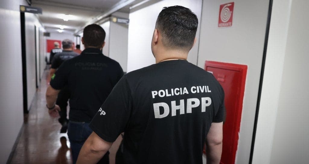 Operação Apertem os cintos