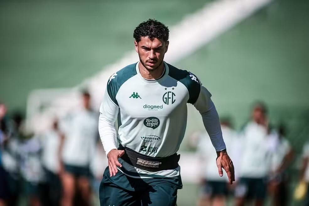 Márcio Silva treinando pelo Guarani 
