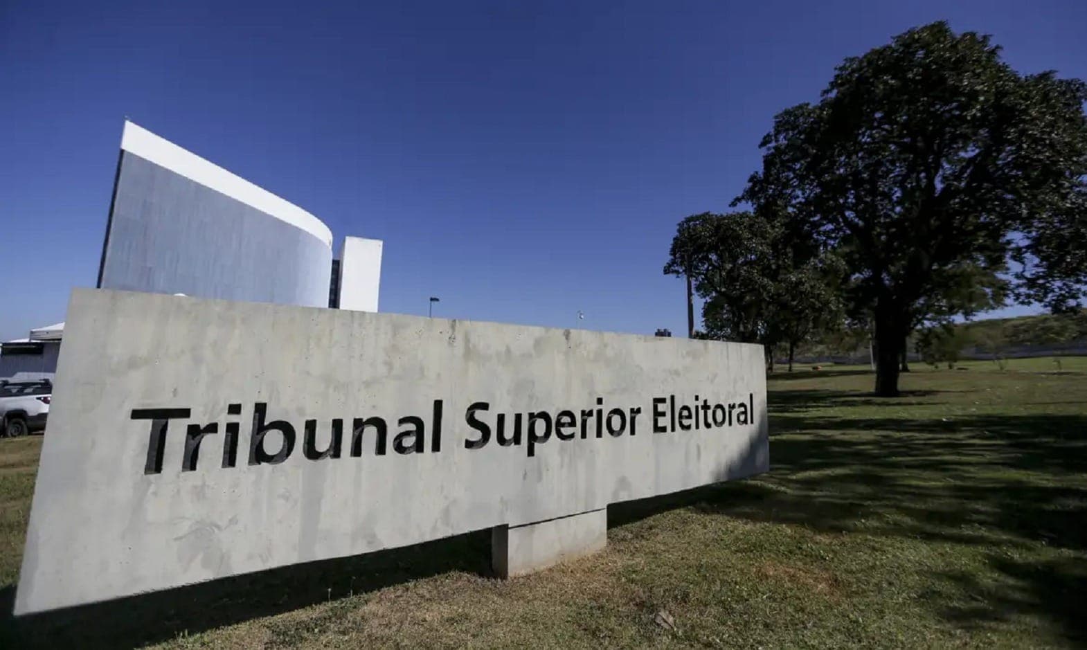 TSE publicará acórdão sobre cassação de Castro na próxima segunda (13)