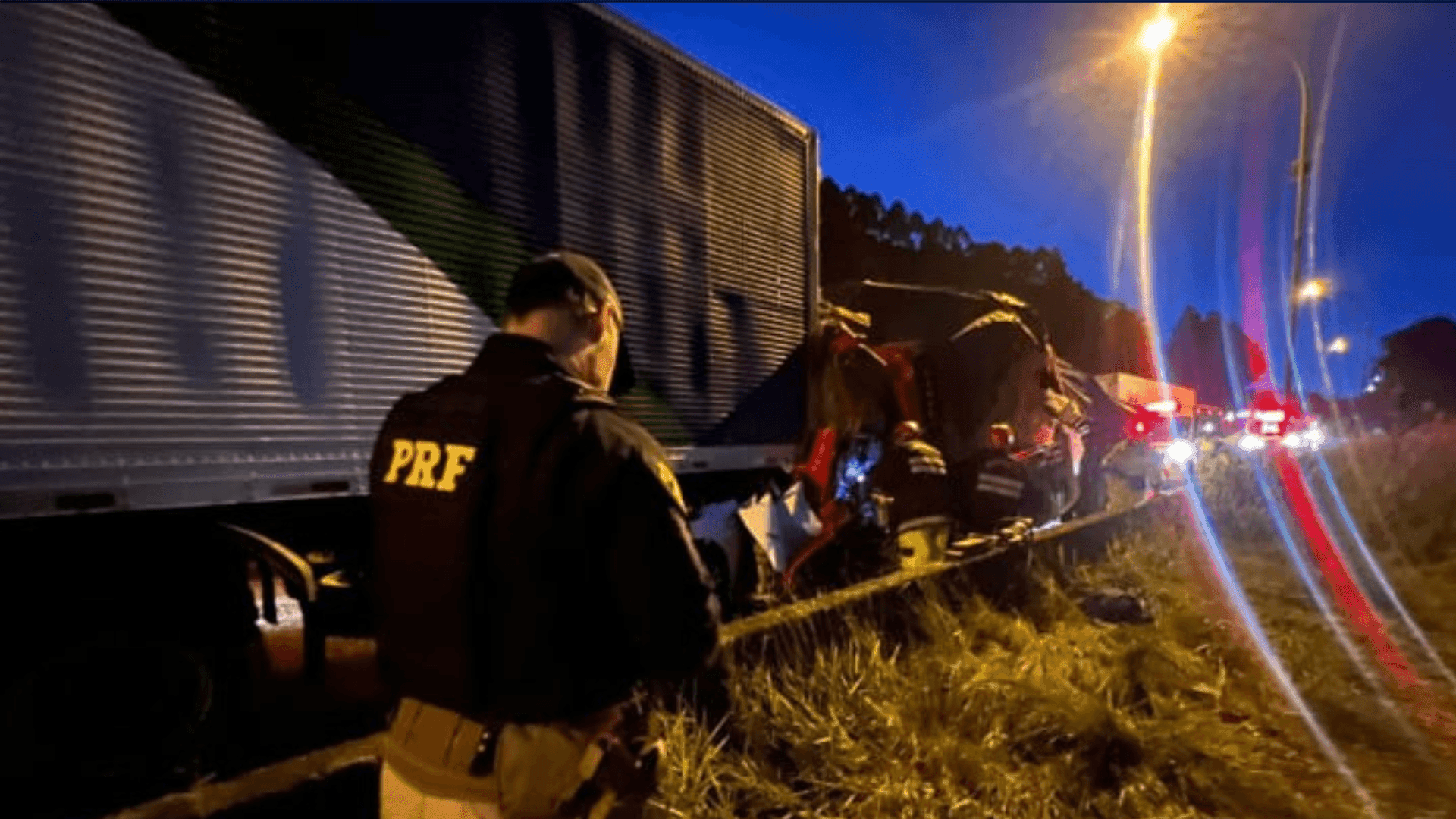 Acidente grave deixa BR-376 fechada
