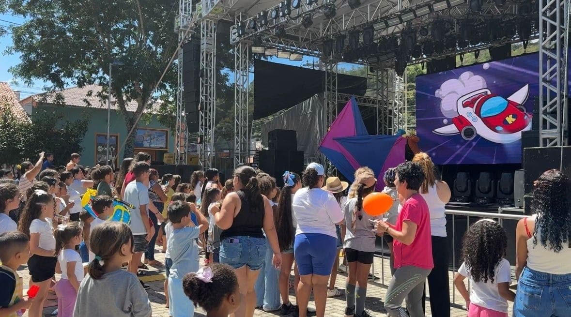 Sábado de festa em Jambeiro