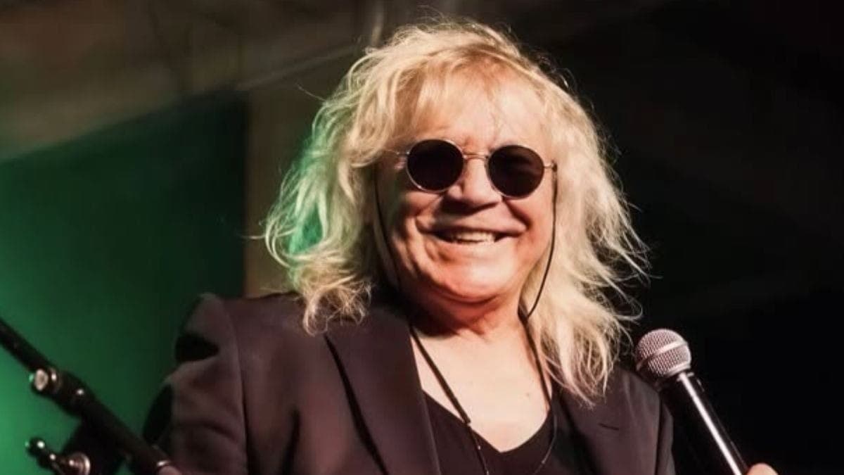 Cantor Ovelha foi internado
