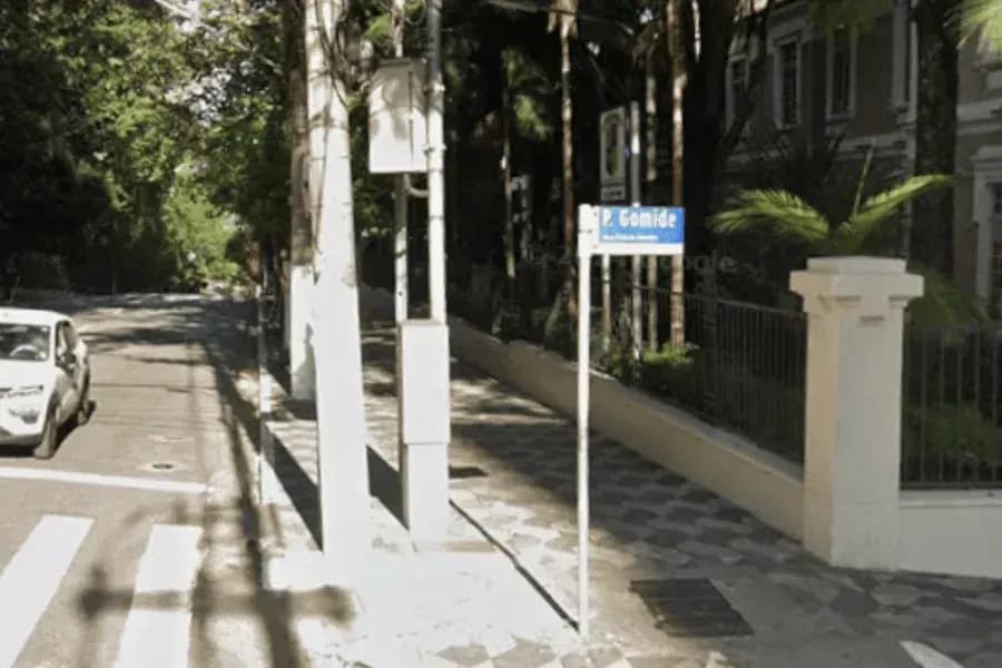 Rua Peixoto Gomide