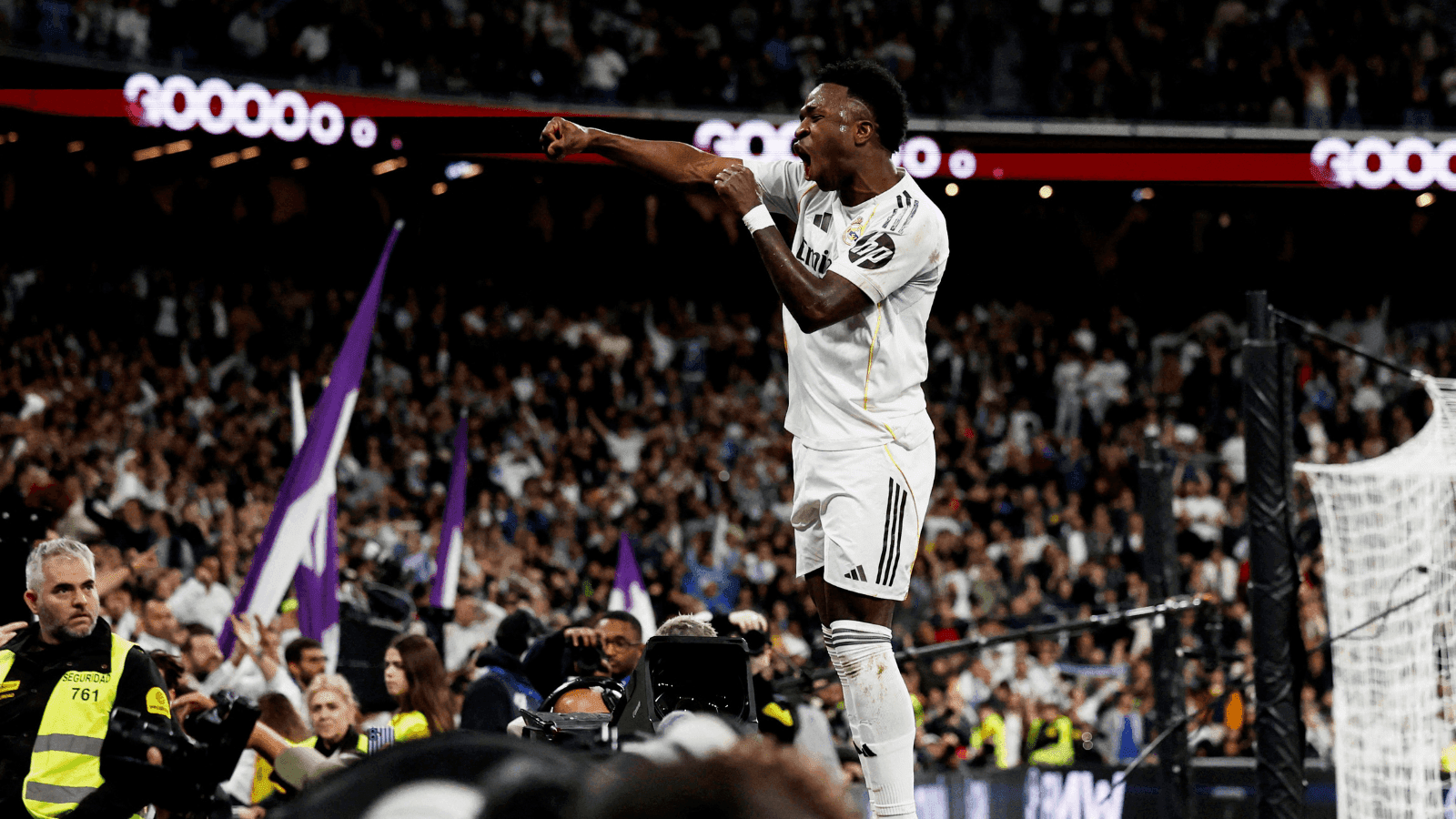Vinicius Júnior comemora gol pelo Real Madrid