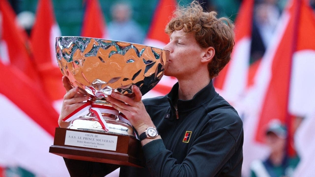 Sinner com título do Masters 1000 de Monte Carlo