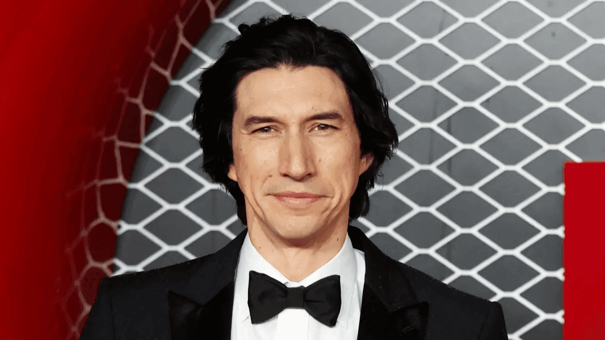 Adam Driver é acusado de assédio moral