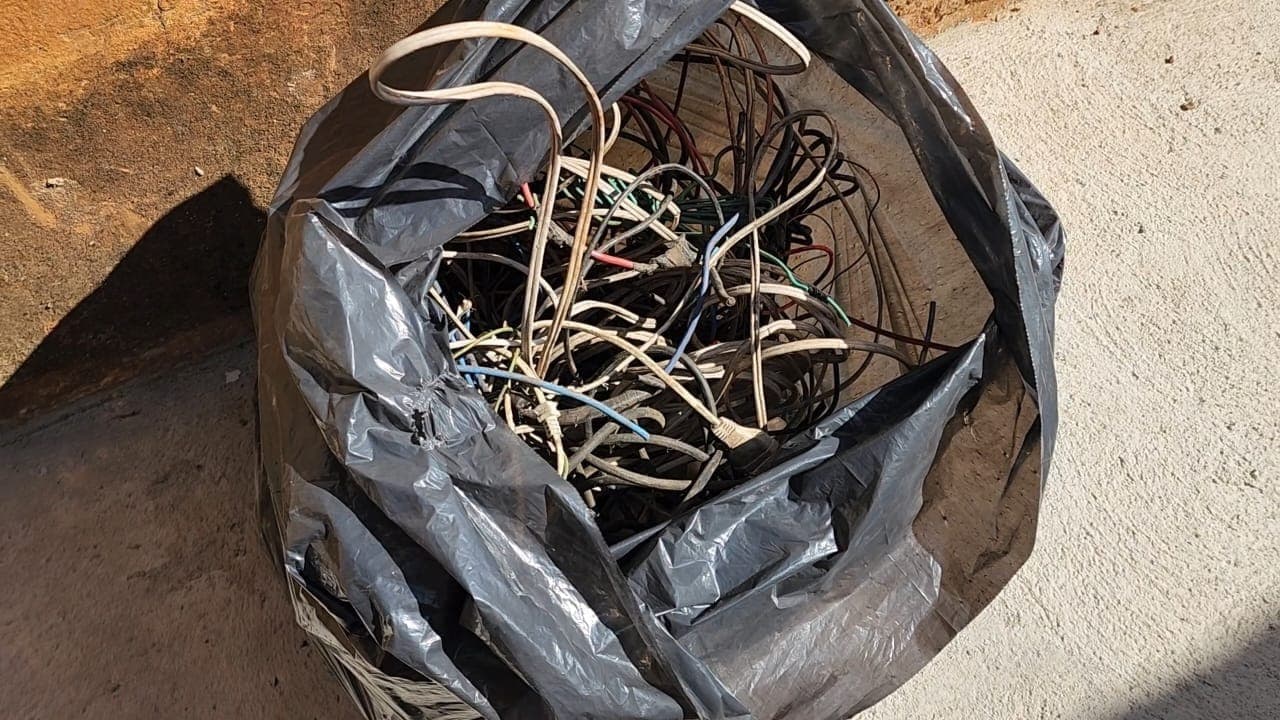Fiação elétrica furtado pelo criminoso