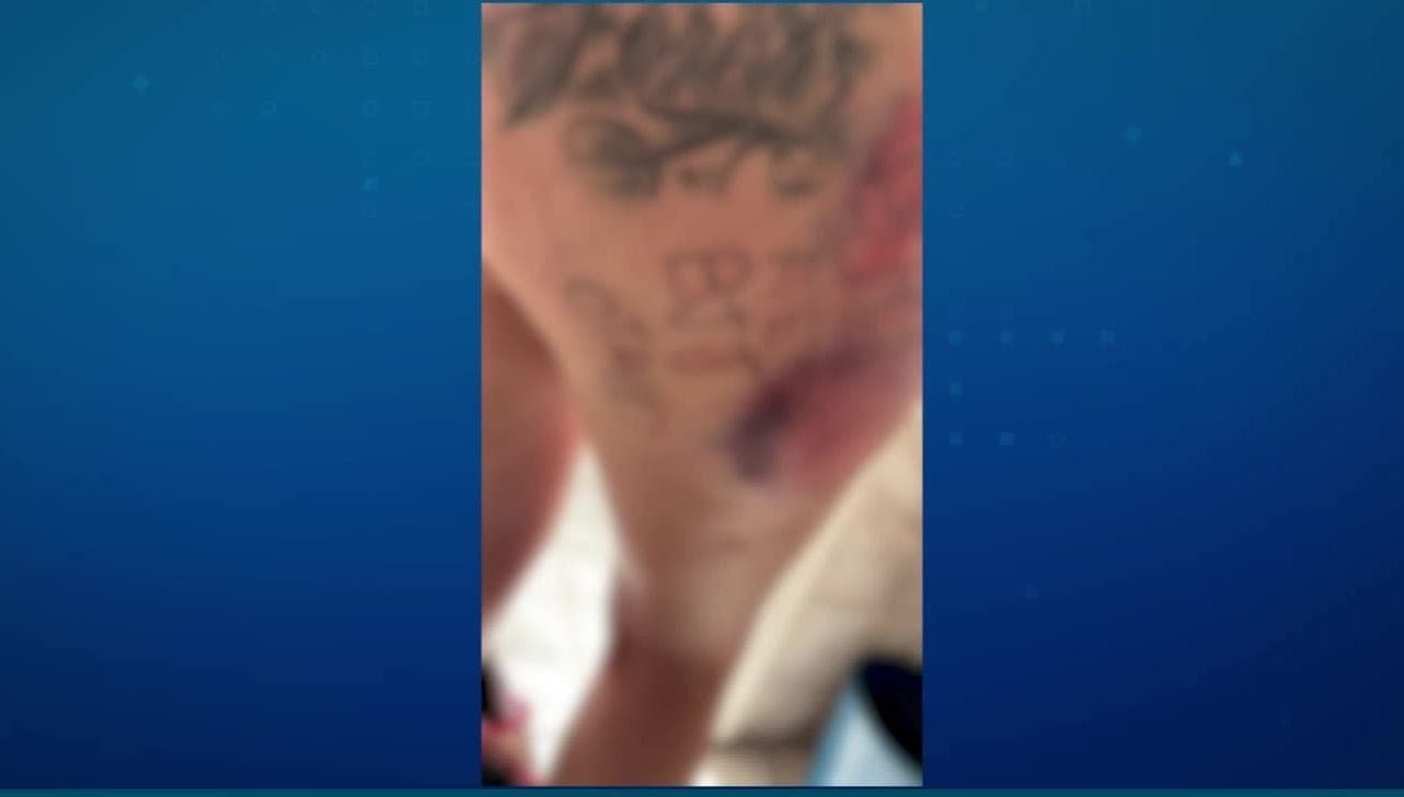 Tatuagens no corpo da mulher 