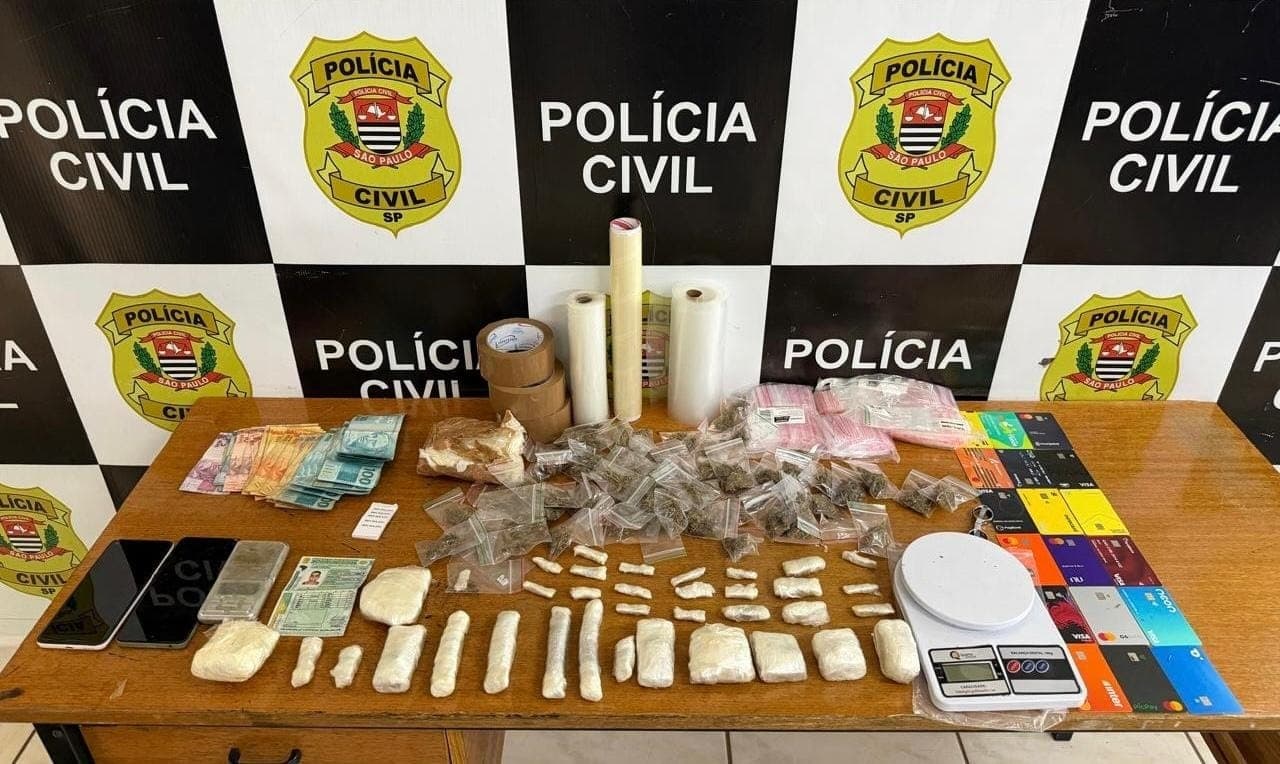 Materiais apreendidos pela DISE de Mogi Guaçu