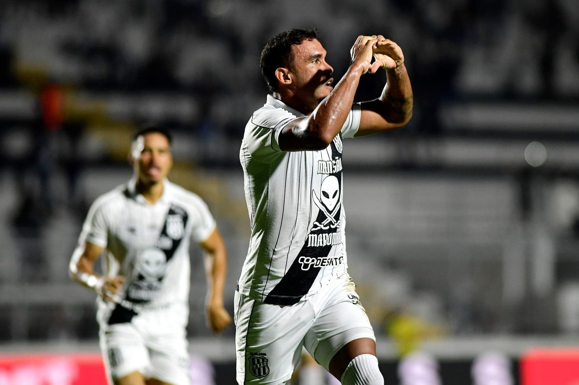 Pottker deve reforçar a Ponte Preta contra o Londrina