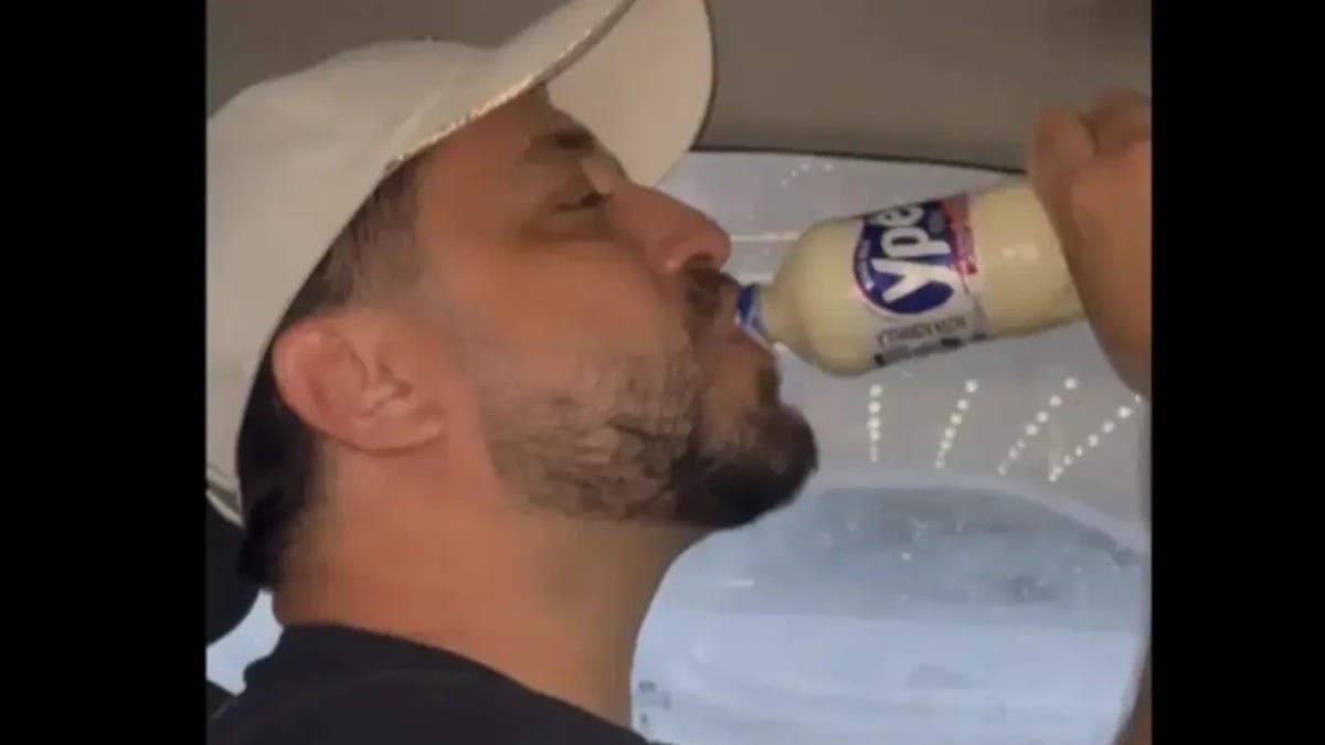 Homem simula tomar detergente Ypê em rede social