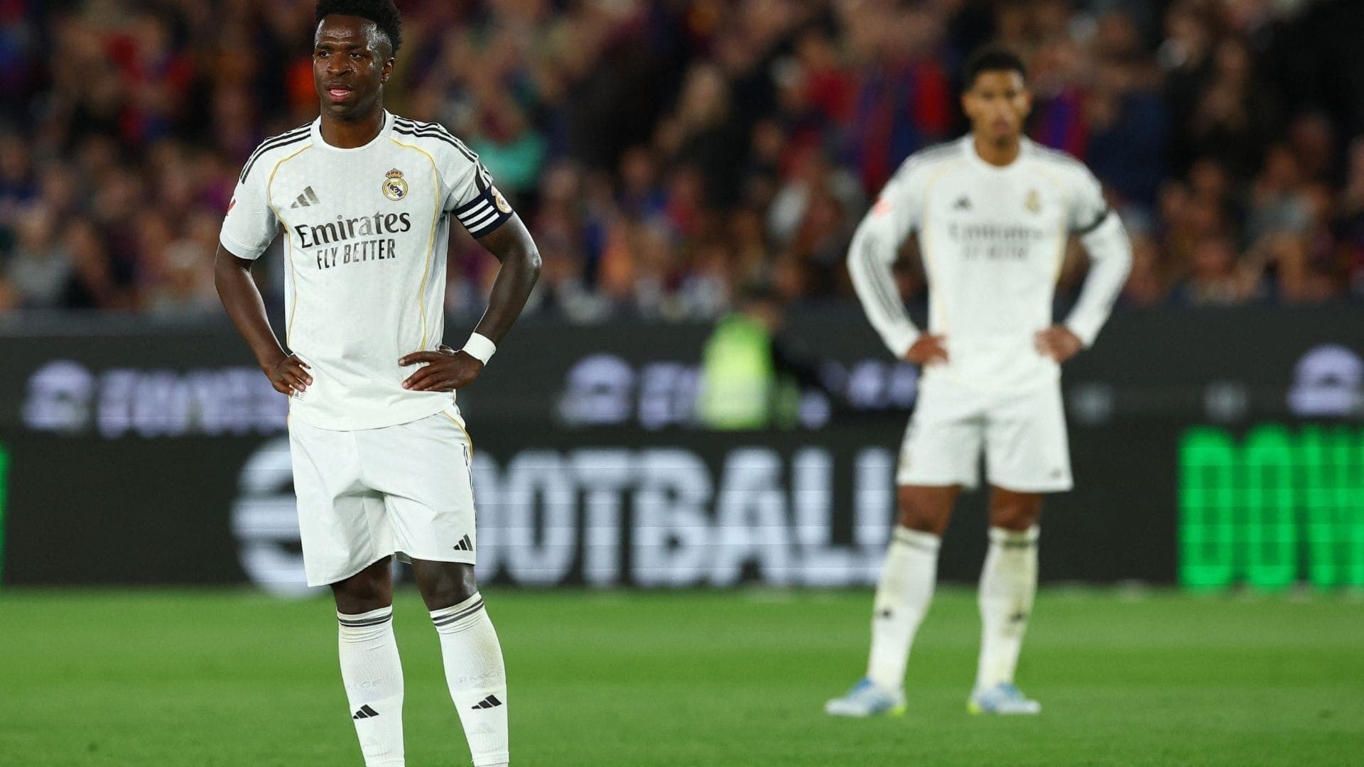 Real Madrid vive crise dentro e fora de campo