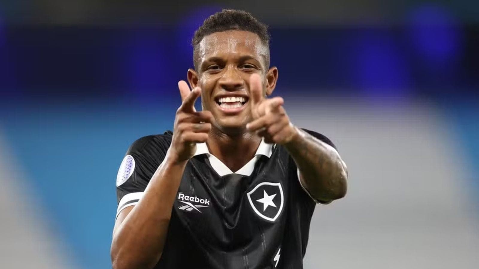 Flamengo enfrenta disputa com Palmeiras por contratação milionária de craque de rival!
