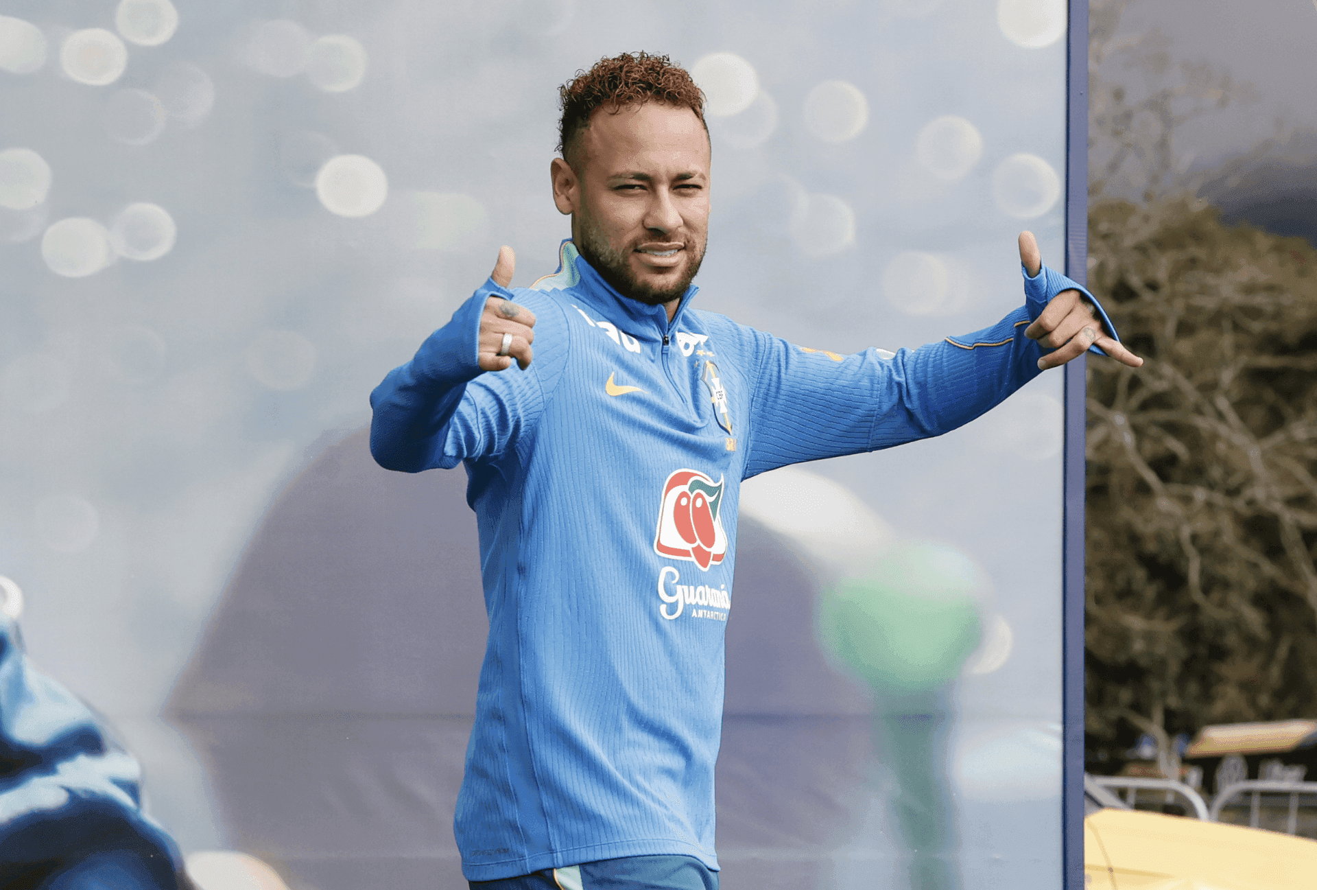 Neymar em treino da Seleção nesta sexta
