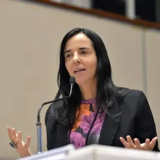 Ione Pinheiro