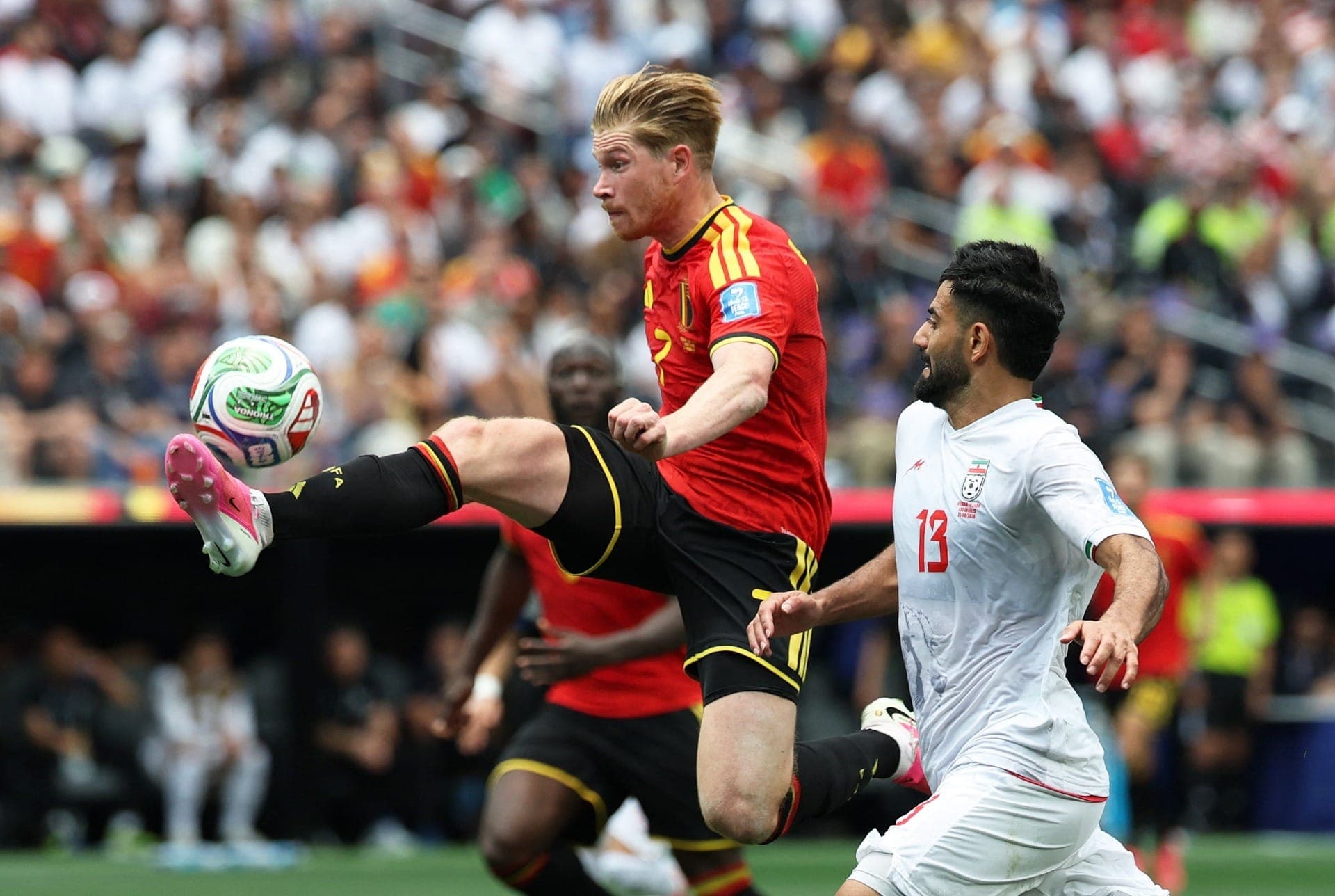 De Bruyne durante Bélgica x Irã em jogo válido pela Copa do Mundo