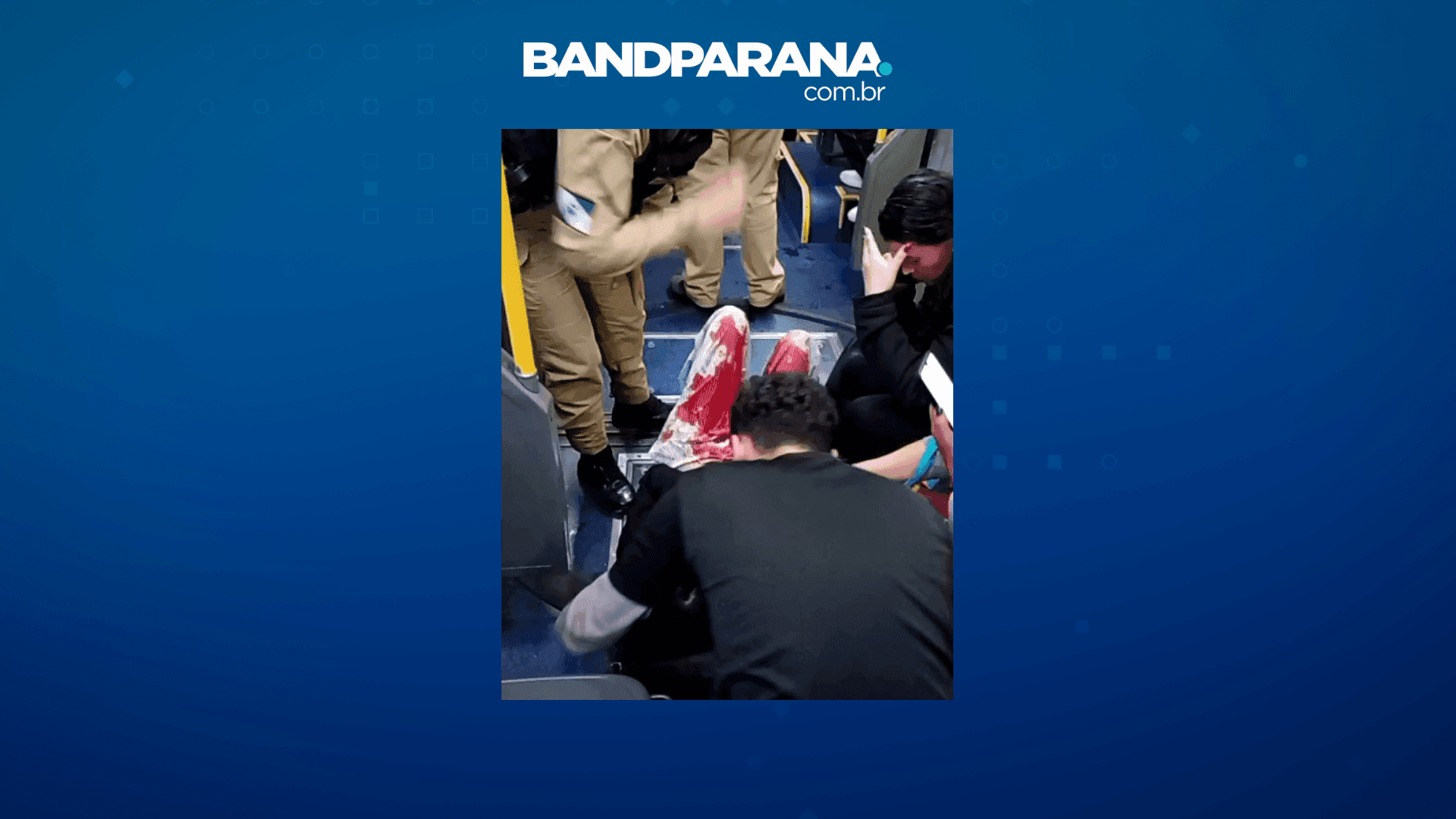 Passageira foi atendida dentro do coletivo 