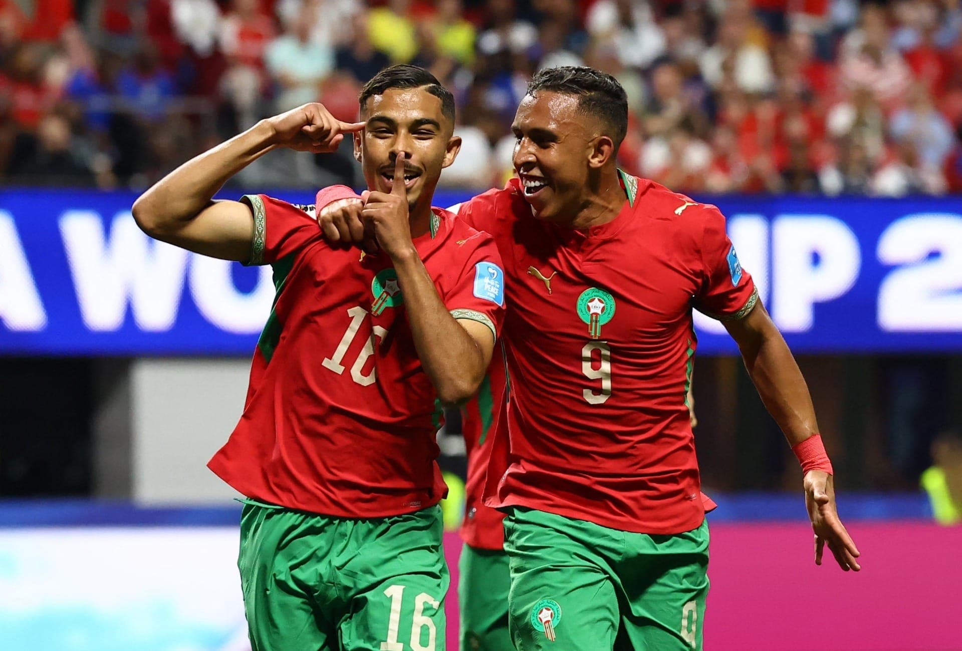 Gessime Yassine comemora o quarto gol de Marrocos contra o Haiti