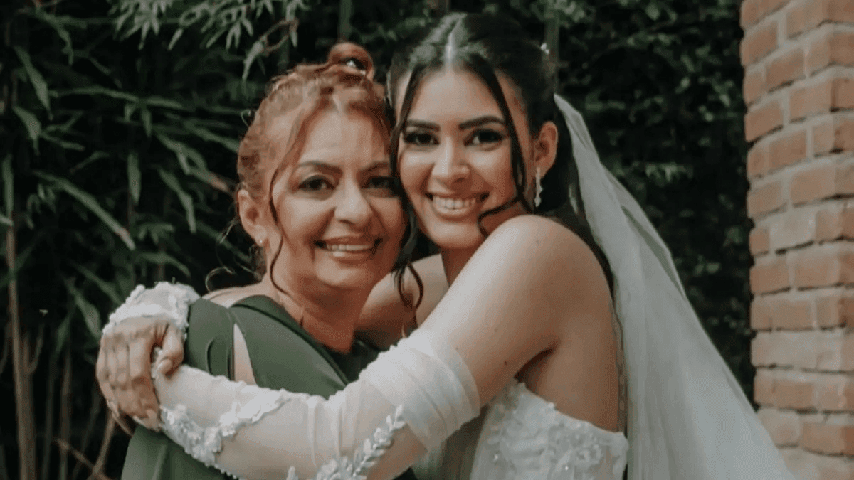 Natalia Bonjardim e a mãe