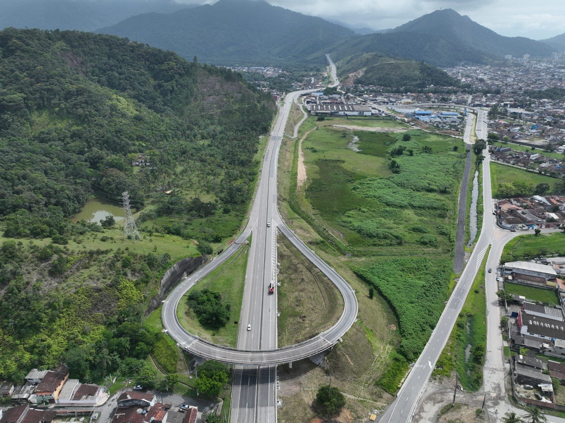 Rodovia dos Tamoios