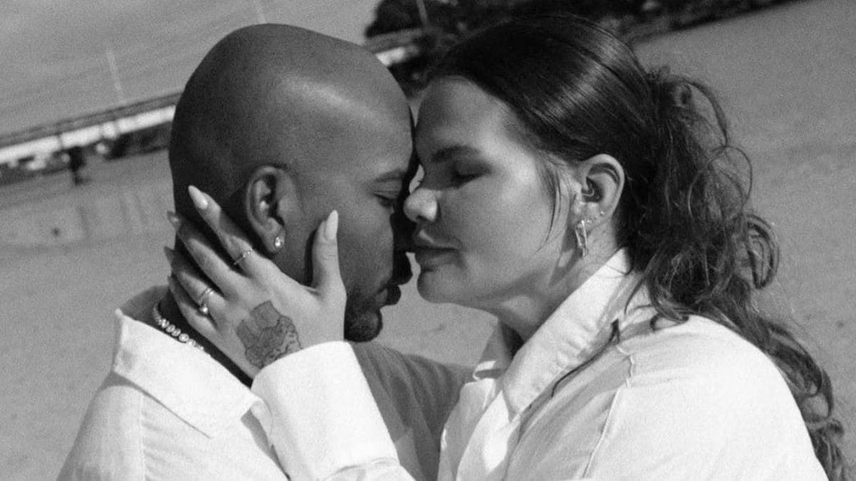 Israel Reis e Thais Carla em foto romântica