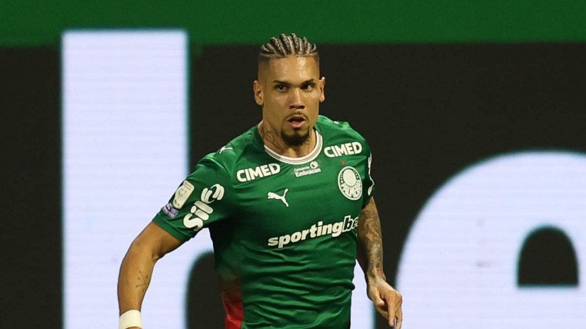Paulinho, atacante do Palmeiras
