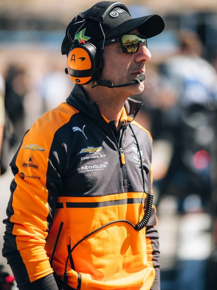 Tony Kanaan é chefe de equipe da Arrow McLaren